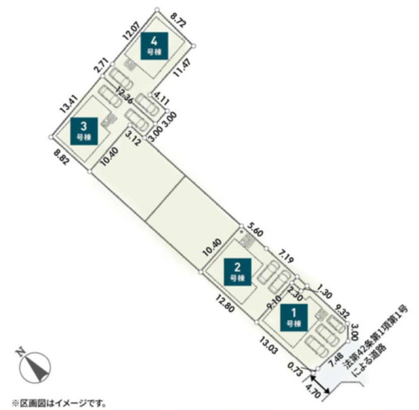 区画図は、土地の形状、境界、道路との関係を詳細に示す図面土地の正確な位置、面積、形状を把握し購入や建築計画の判断に不可欠です。区画整理や開発状況も示され、将来的な土地利用のイメージを掴む上でも重要。　