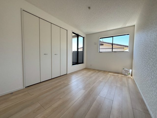 1号棟　　南側洋室7.5帖