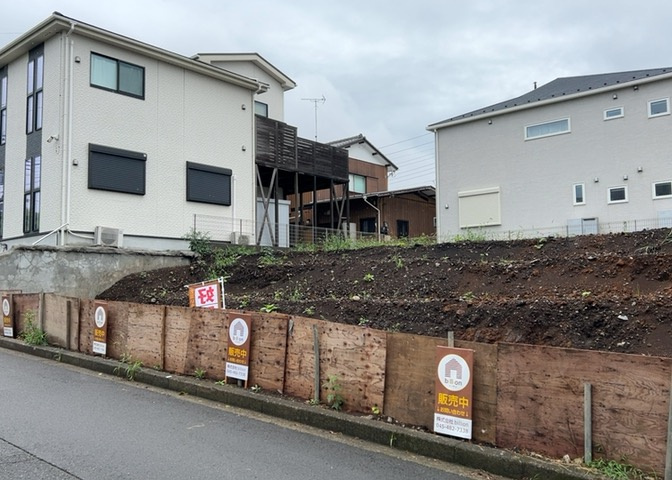 最寄り駅が近いなどの交通アクセスが良い土地だと暮らしやすいですよね。通勤・通学の観点から土地を選ぶことも大切です！自身や家族のライフワークからあったの物件を探しましょう！当社営業がお力になります！