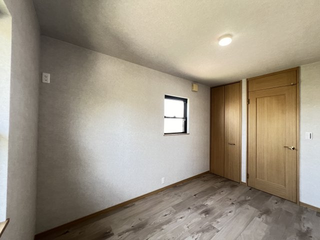 広々とした洋室です