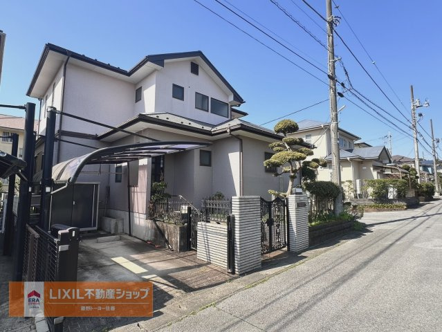 緑豊かな閑静な住宅街。公園も多く毎日散歩するのも楽しいですね。