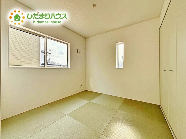 客間としてもお子様のプレイルームとしてもご活用頂けます。将来は寝室としても利用でき二階に上がらず生活導線を作ることができ大変重宝するスペース！