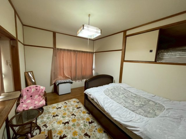 中2階に1部屋のみ