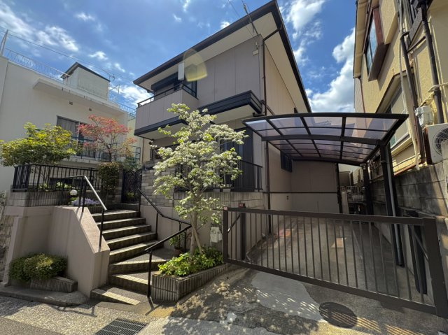 外観：328000631276