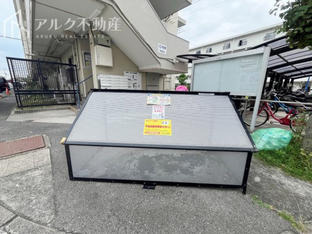 ゴミステーション