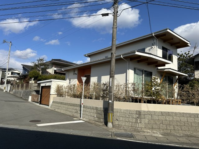 スタイリッシュな外観がおしゃれな戸建