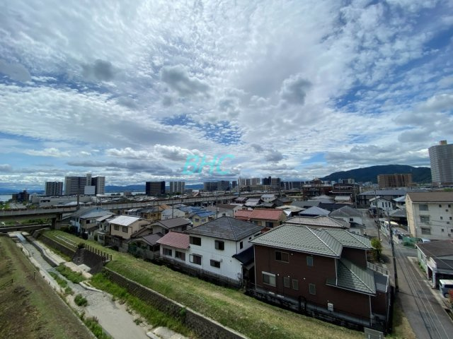青い空が広がります。