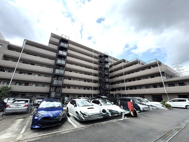 大手町直通42分の新越谷駅徒歩6分です！
