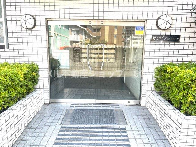 見学はしたいけど見に行く暇がないという方、仕事終わり等にご見学が出来るようサポートします。