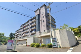 朝日フレール湯河原白沼田の外観