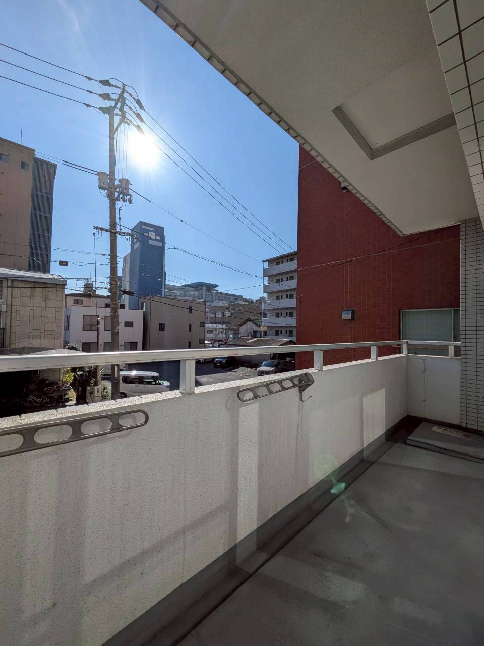 南側バルコニーで日当たり良好で　洗濯物も良く乾きます♪