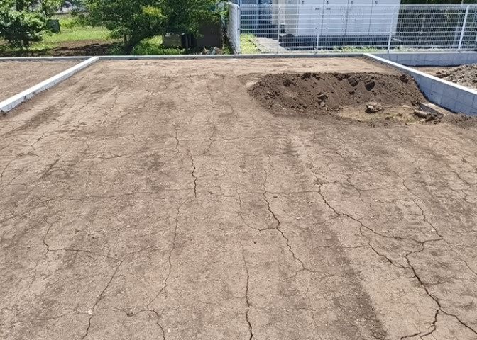 人が暮らすうえで日光は大切な要素となります。日当たりの良さは譲れないポイントですね。併せて近くに大きな建築物の建築予定がないか、あるいはそれが可能な土地が近くにないか事前に確認することもお勧めします。