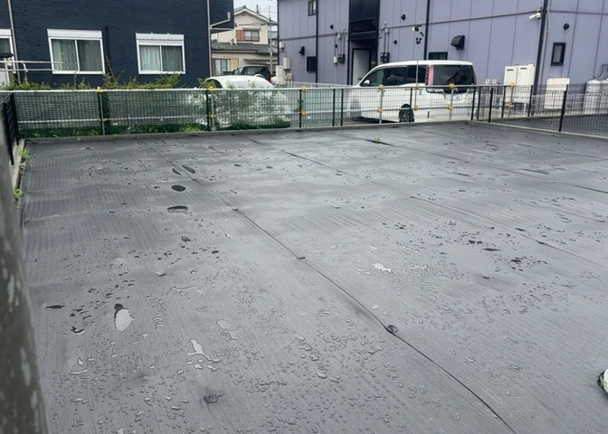家を建てる前提で土地を探している場合、地盤の丈夫さは譲れない条件の一つです。地盤が脆弱だと追加工事が必要となります。また、過去に地盤沈下や液状化現象を起こした土地は、できるだけ避けた方がいいでしょう。