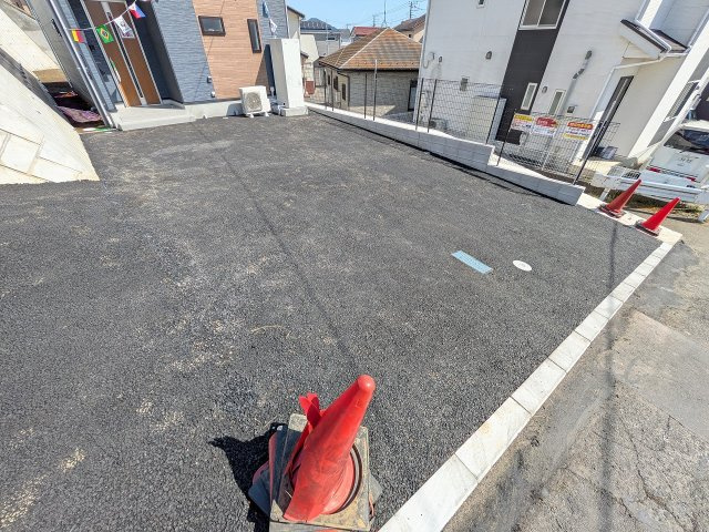 ～4台駐車可能カースペース付き～