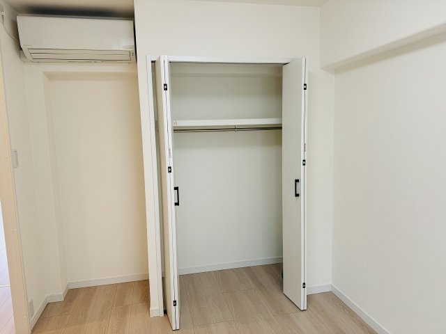 ～収納力の高いクローゼット完備～