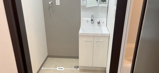 ドラム式洗濯機も入るスペースを作りました♪