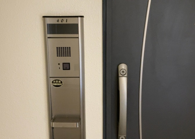 当然のことではありますが、オートロックやセンサーライト、ホームセキュリティーなどの防犯設備があれば、小さいお子様がいるご家庭も安心ですよね！まず物件購入の際は、防犯設備もチェックするようにしましょう。
