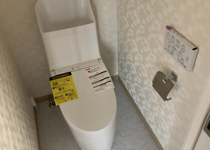 トイレは大きさや形、機能、抗菌性などが異なる多種多彩なタイプが各メーカーから出ています。それぞれに良さがあるため、事前にどういったタイプのトイレがいいのかをご家庭内で決めて、内見に行くといいでしょう。
