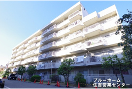 カルム堺A棟の外観