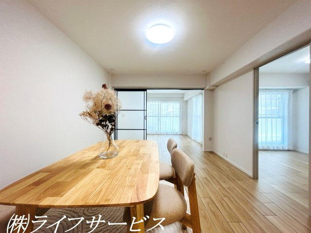 ＬＤＫ／南西向き！リフォーム済につきすぐのご入居が可能！ペットと一緒に暮らせるマンションです！