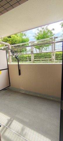 バルコニー面積は6.1？ございます。　天気の良い日は富士山がご覧になれます。