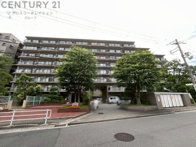 サンハイツ逆瀬川