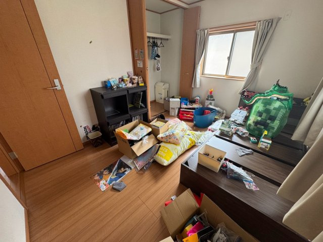 明るい洋室です