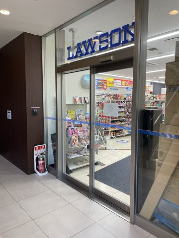 マンション内にコンビニエンスストアございます！