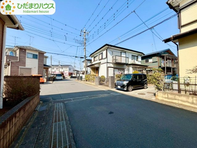 交通量の少ない前面道路は、小さなお子様のいるご家庭でも安心です！