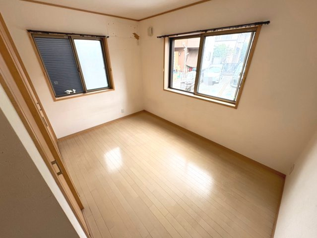 洋室・収納付きで、お部屋がすっきり片付きます。