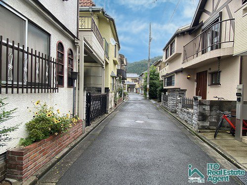 前面道路含む現地写真