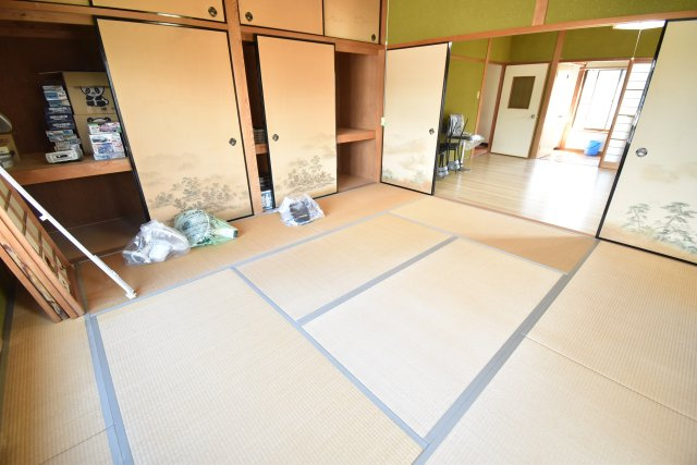 2F