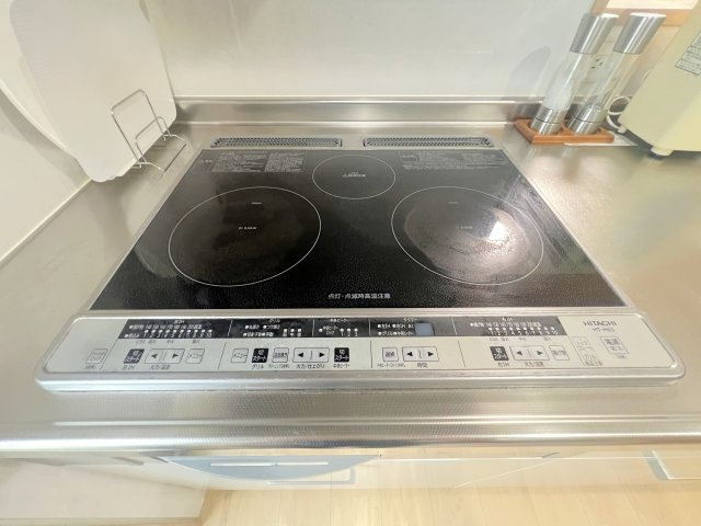 IHコンロで、ガスよりも安全性が高く、料理もしやすいコンロを採用！