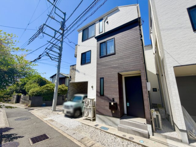 【外観写真】東側道路面から現地外観写真。