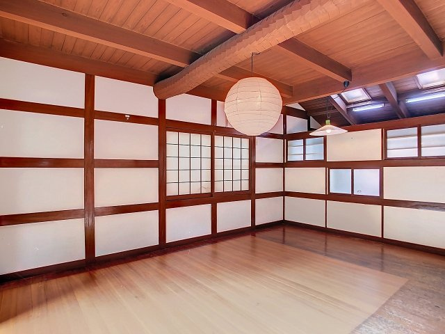 落ち着きのある佇まい