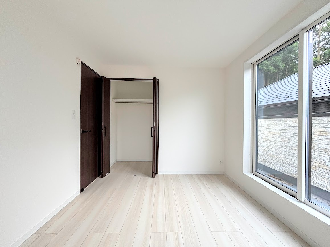 ◆子どものスタディ空間として、あるいは書斎やホビールームとして生活スタイルに合わせて使えるプライベートルーム。居心地のいい落ち着いたインテリアが似合います。