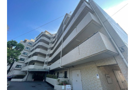 マンション掃部山公園の外観