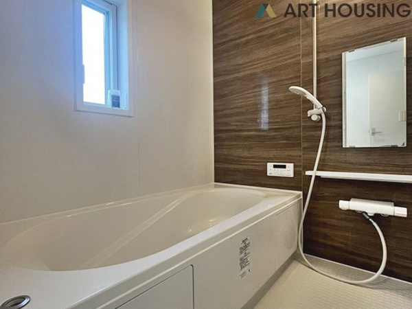 【相模原市中央区星が丘　中古戸建の浴室】