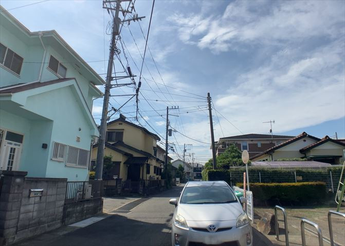 眺望を気にして物件を探す場合、前面に建物が建っていないか現地で確認しましょう！前面に建物があると景色はもちろん、日当たりや風通しにも影響が出てきます。住んだ時のことを想像しながら現地見学をしましょう。