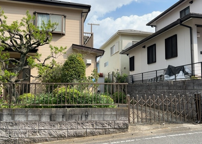 景色重視でお家選ぶをするとスーパーが遠い！学校が遠い！など生活をするうえで利便性で困ることもあります。まず一度現地を見学する際に、周辺の施設などがあるかを確認し、暮らし始めた後のことを想像しましょう。