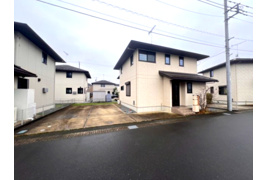 小山市城西中古戸建、オール電化、駐車4台可の外観