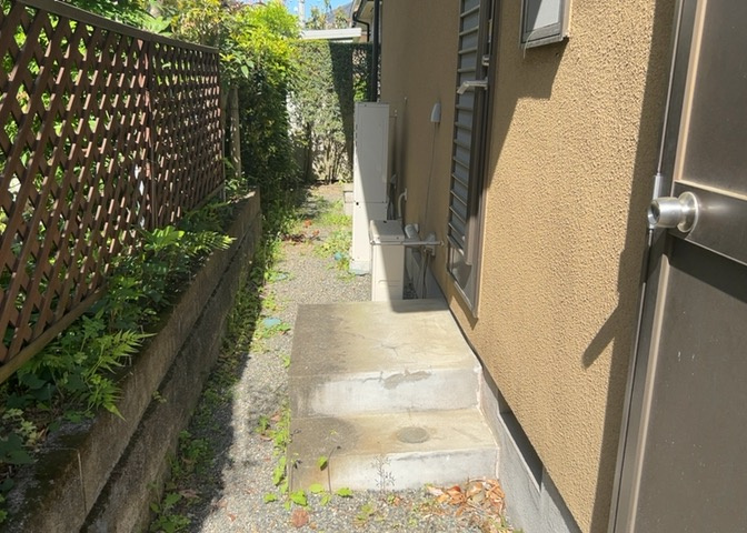 省エネ給湯器とは従来型の給湯器より熱効率が高く、少ない燃料でたくさんのお湯を沸かすことが出来る高効率な給湯器のことを指します。また、省エネ給湯器には種類があり、利便性や効果なども様々です。