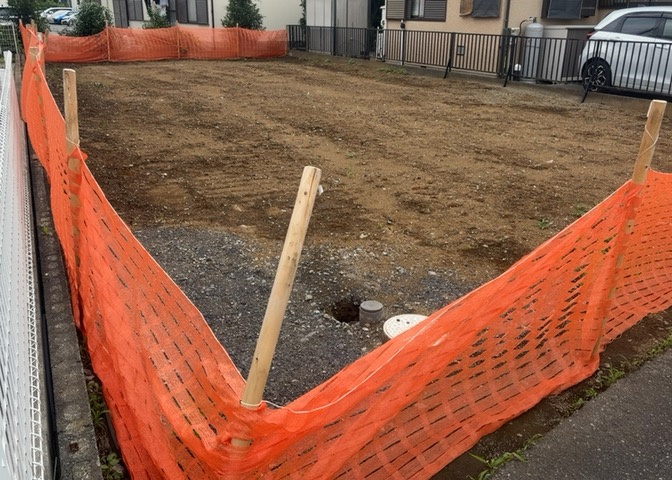 家を建てる前提で土地を探している場合、地盤の丈夫さは譲れない条件の一つです。地盤が脆弱だと追加工事が必要となります。また、過去に地盤沈下や液状化現象を起こした土地は、できるだけ避けた方がいいでしょう。