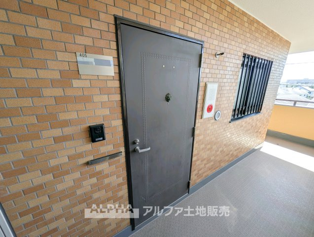 ゆったりとした玄関です