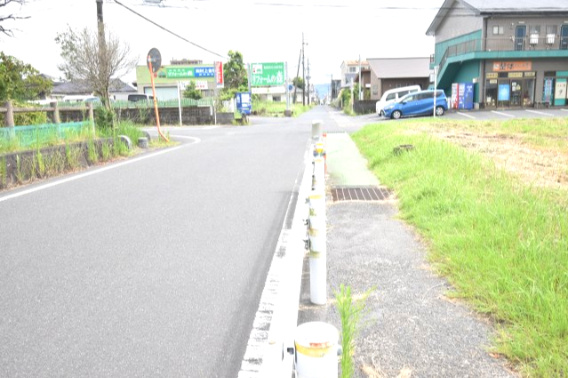 東側