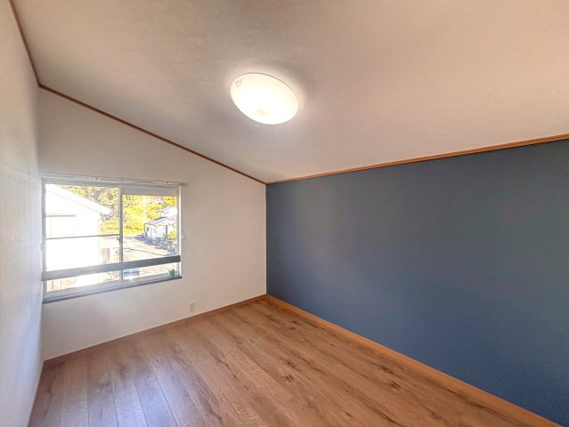 勾配天井のオシャレなお部屋♪素敵なインテリアを置きたいですね＾＾