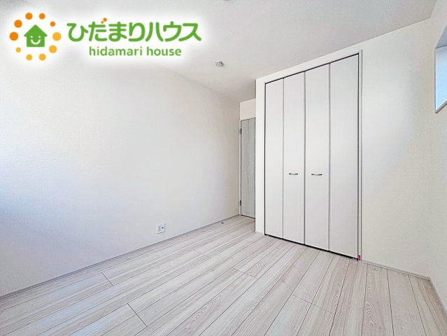 シンプルな内観ですのでさまざまなインテリアスタイルを楽しめます。