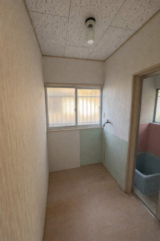 窓もあり換気良好〇