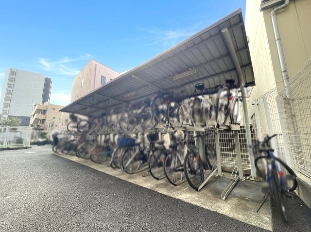 駐輪場月額100～1000円（空き状況は要確認）　