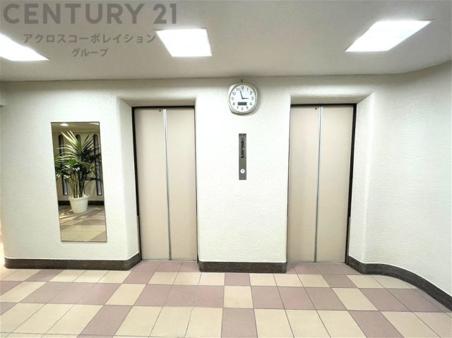 エレベーター2基付き